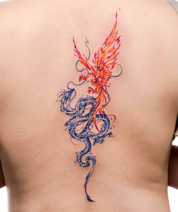 Fénix de fuego y dragón de agua @tattooist.inno