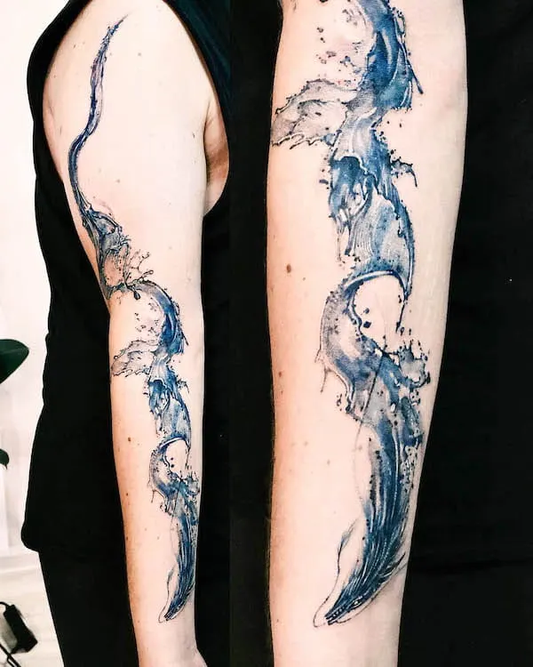 Tatuajes de manga completa con agua a juego por