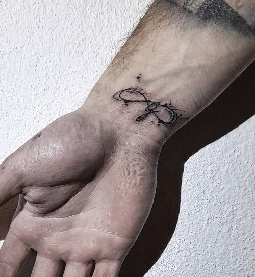 Tatuaje De La Familia Infinita